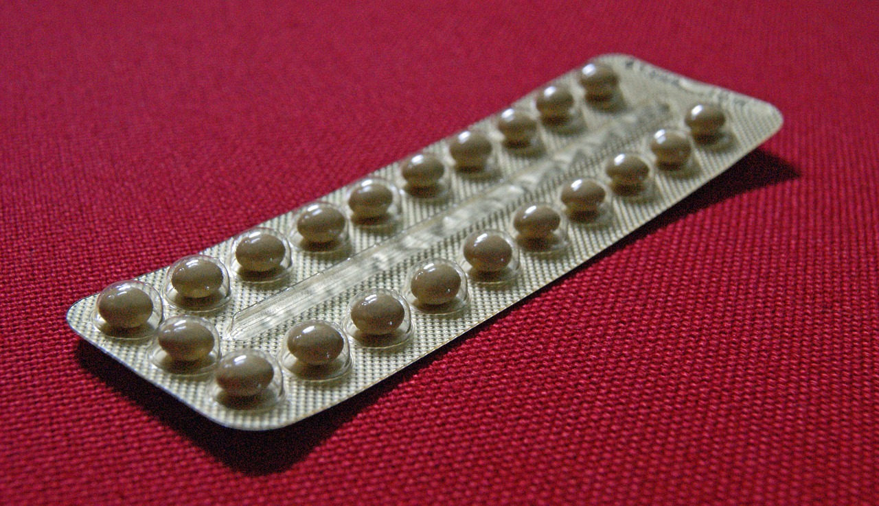 Blistry tabletek antykoncepcyjnych — codzienna antykoncepcja hormonalna